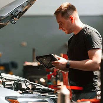 Factory Scheduled Maintenance in Maplewood, MN